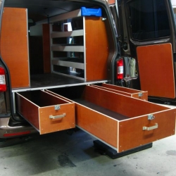 VW T5 volume laden